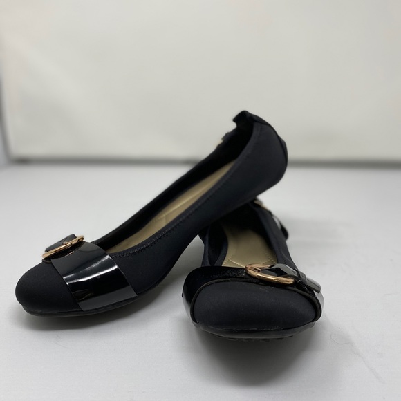 Bandolino Ballet Flats - Picture 6 of 8